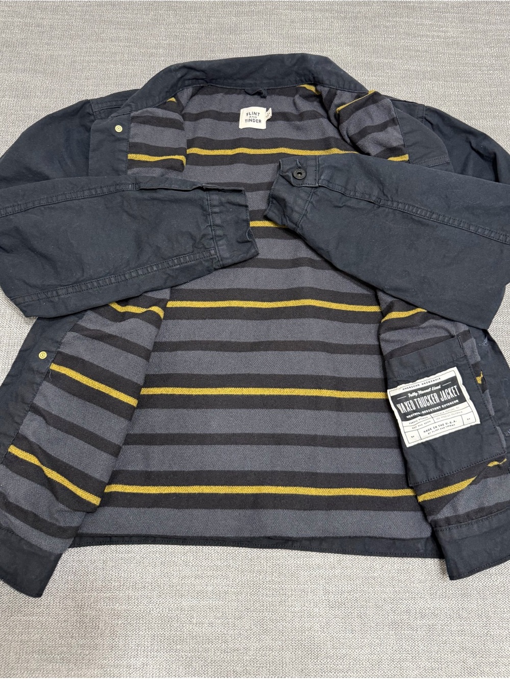 Flint and Tinder Waxed Trucker Jacket Mens L Black Flannel Lined Made in the USA